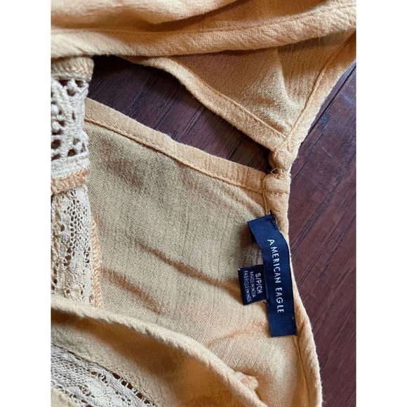 AMERICAN EAGLE blouse *Golden* Size  small - Picture 3 of 7